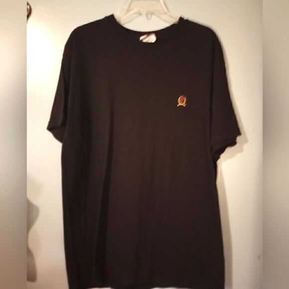 Tommy Hilfiger men's black t-shirt - Picture 1 of 7